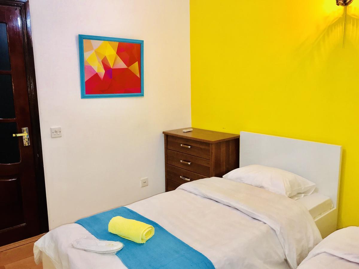 Check-In Hostel Баку Екстер'єр фото