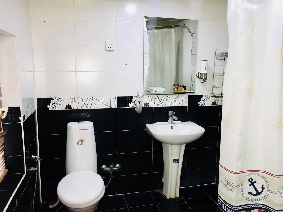 Check-In Hostel Баку Екстер'єр фото
