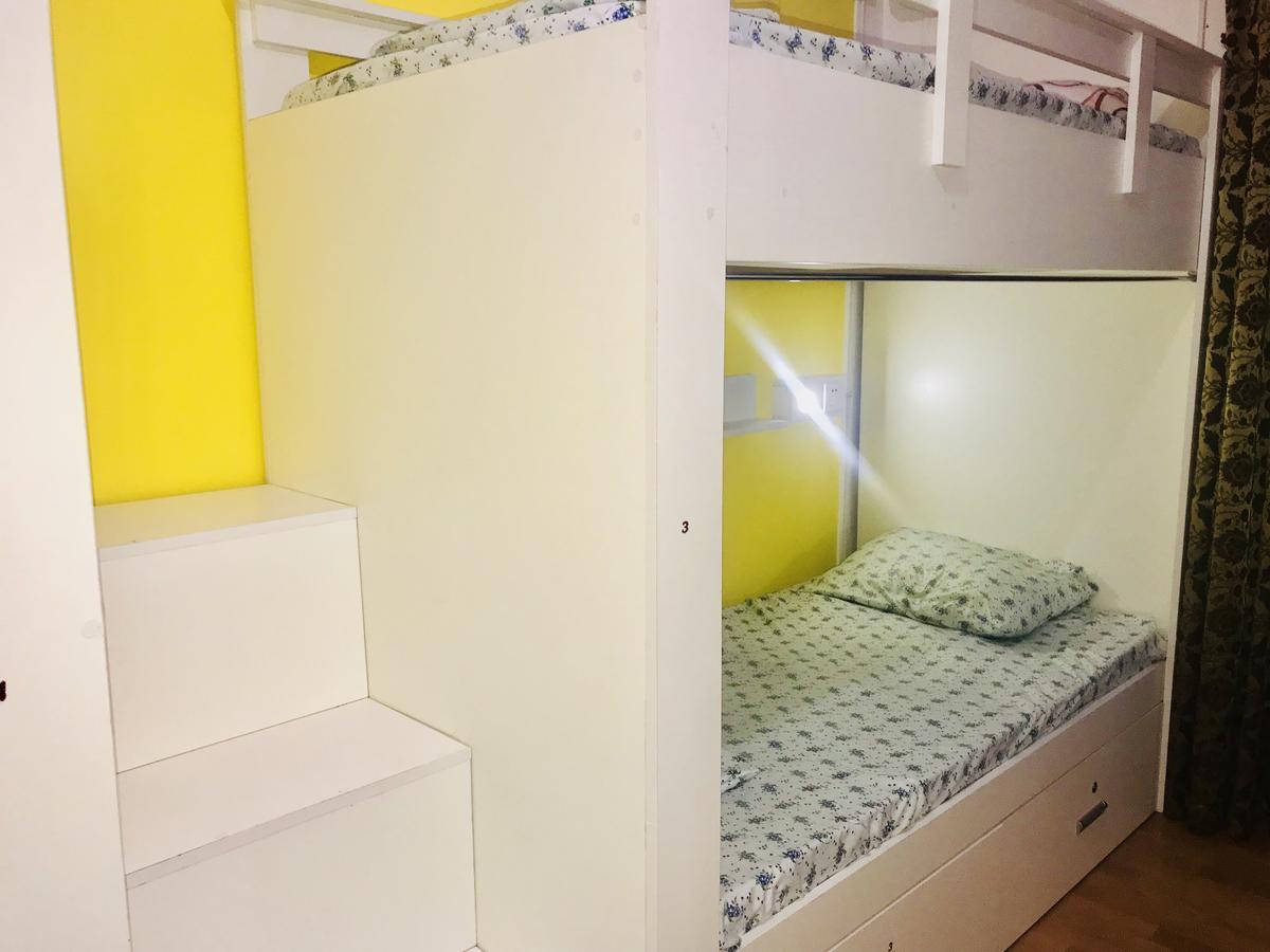 Check-In Hostel Баку Екстер'єр фото