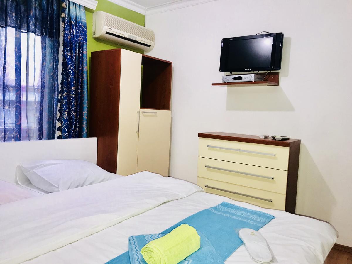 Check-In Hostel Баку Екстер'єр фото