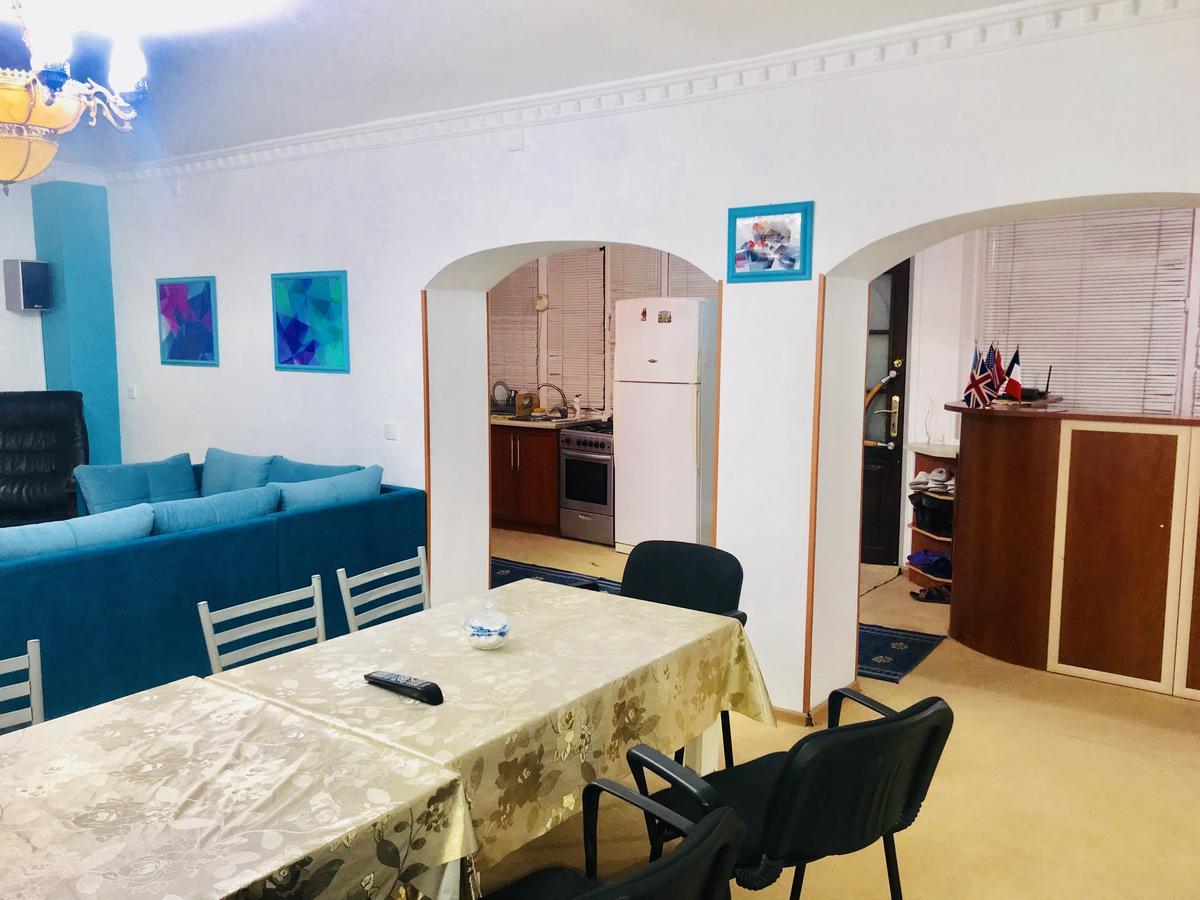 Check-In Hostel Баку Екстер'єр фото