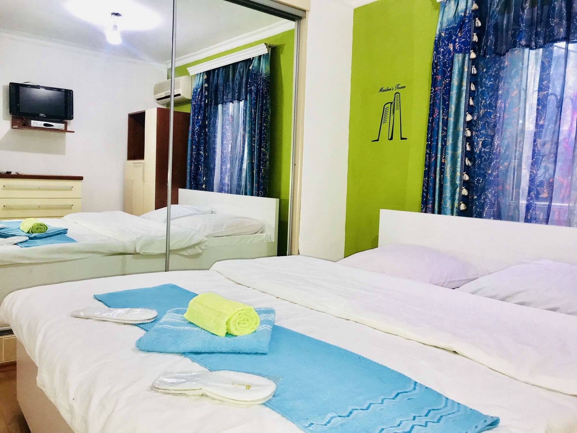 Check-In Hostel Баку Екстер'єр фото