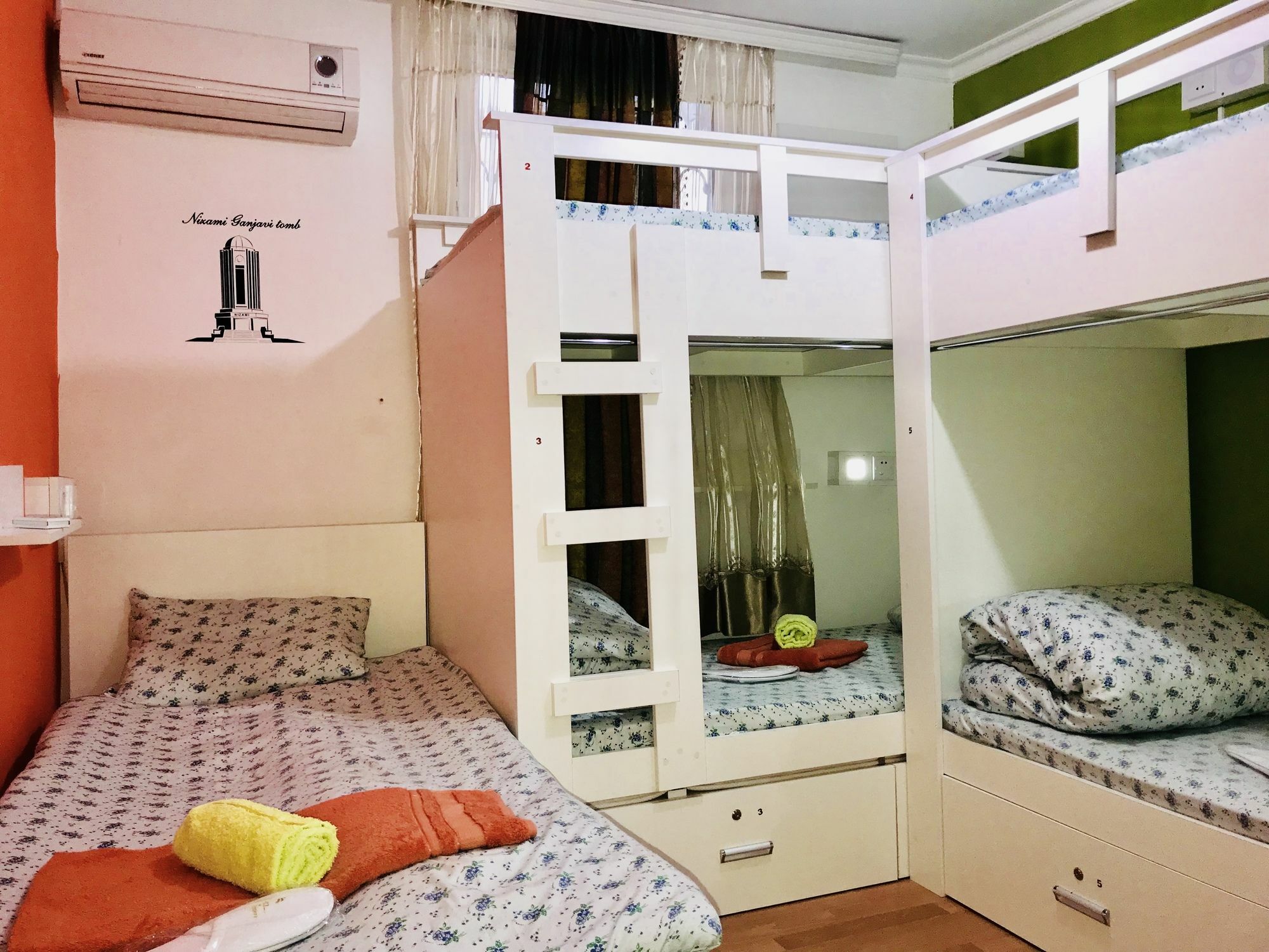 Check-In Hostel Баку Екстер'єр фото