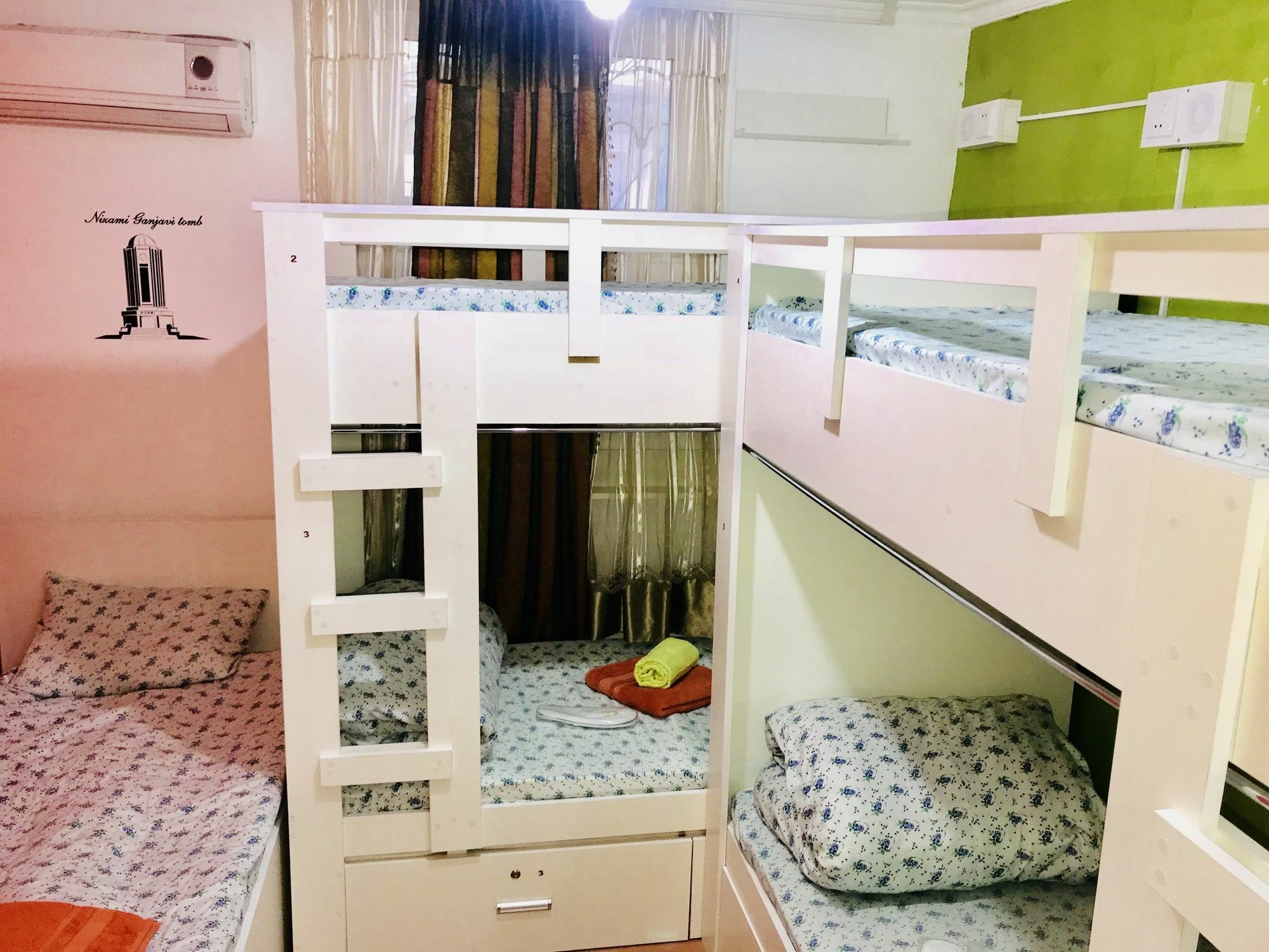 Check-In Hostel Баку Екстер'єр фото